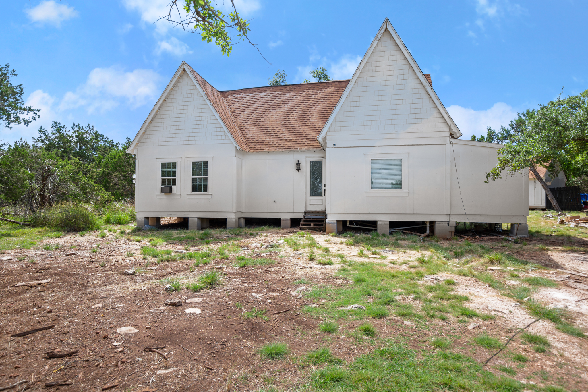Guest house at 320 Pecan 3